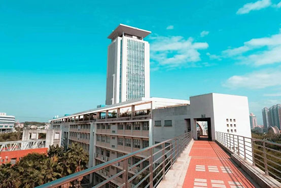 华侨大学国际本科校园风采
